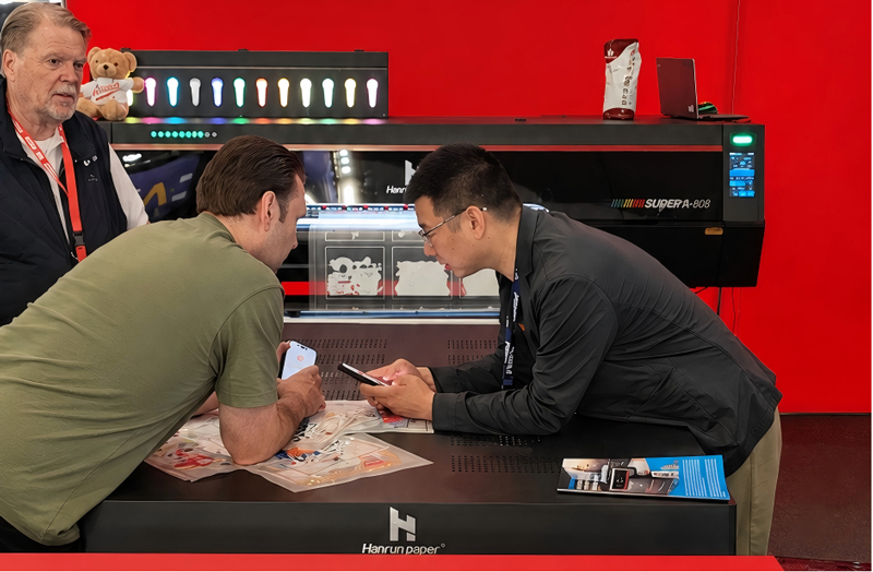 Innovazione in movimento: Hanrun Paper presenta soluzioni avanzate di stampa industriale a FESPA 2026