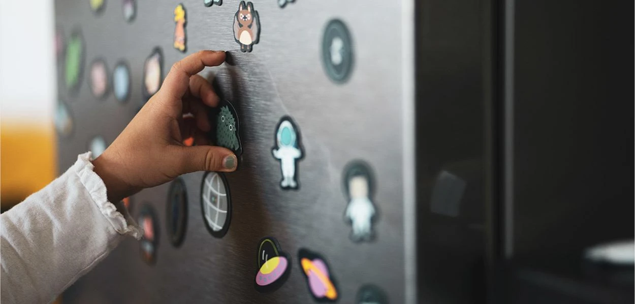 Stampa UV | Crea calamite per il frigo personalizzate con la stampa flatbed UV