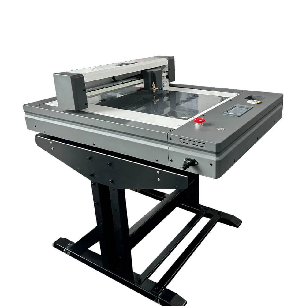 Taglierina a base piana C-4067