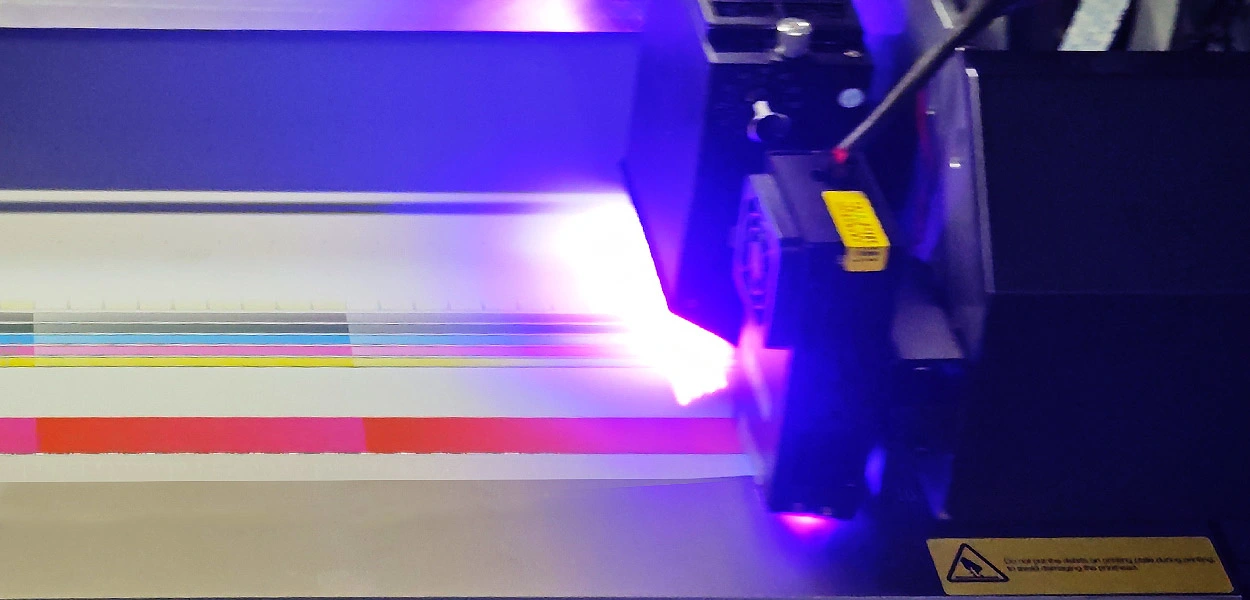 Come mantenere e prendersi cura delle stampanti UV