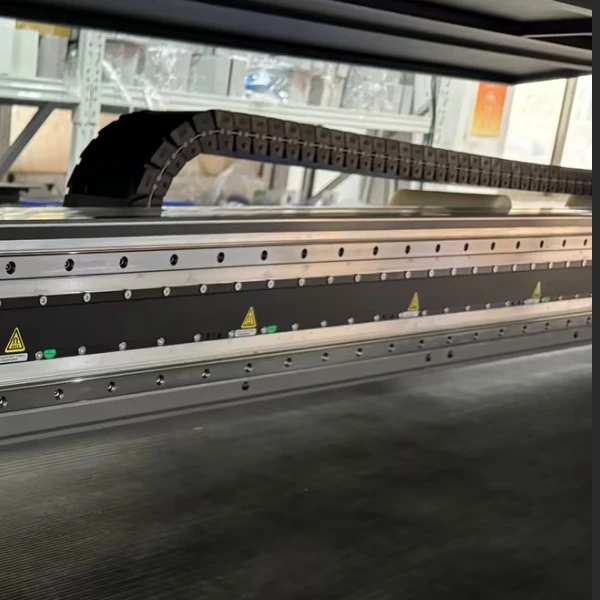 Stampante multifunzione ibrida UV-H1806S